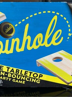 Hasbro Cornhole Tabletop Game - Classic Party Game. New in box